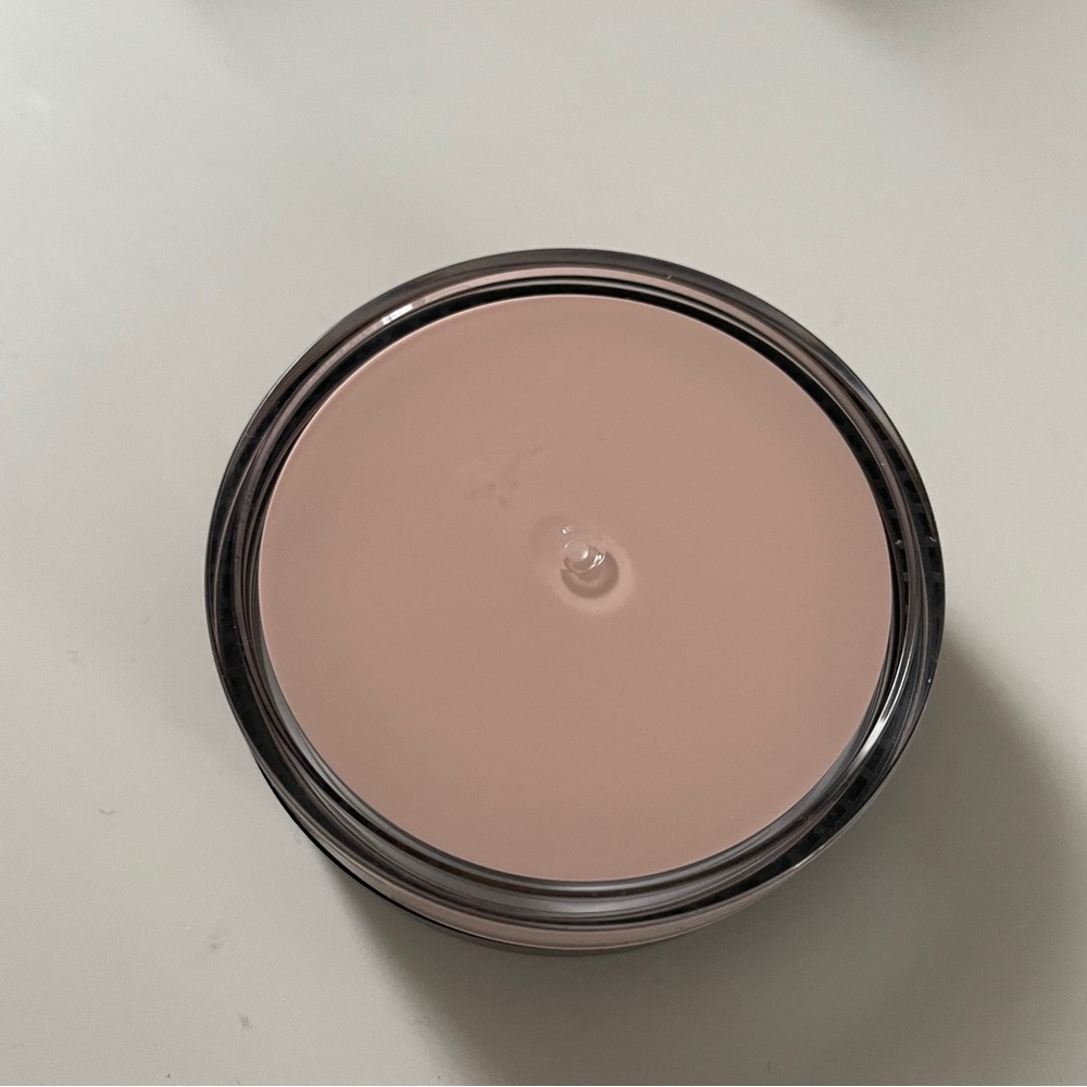 NEW E.L.F Poreless Putty Primer - Picture 2 of 2